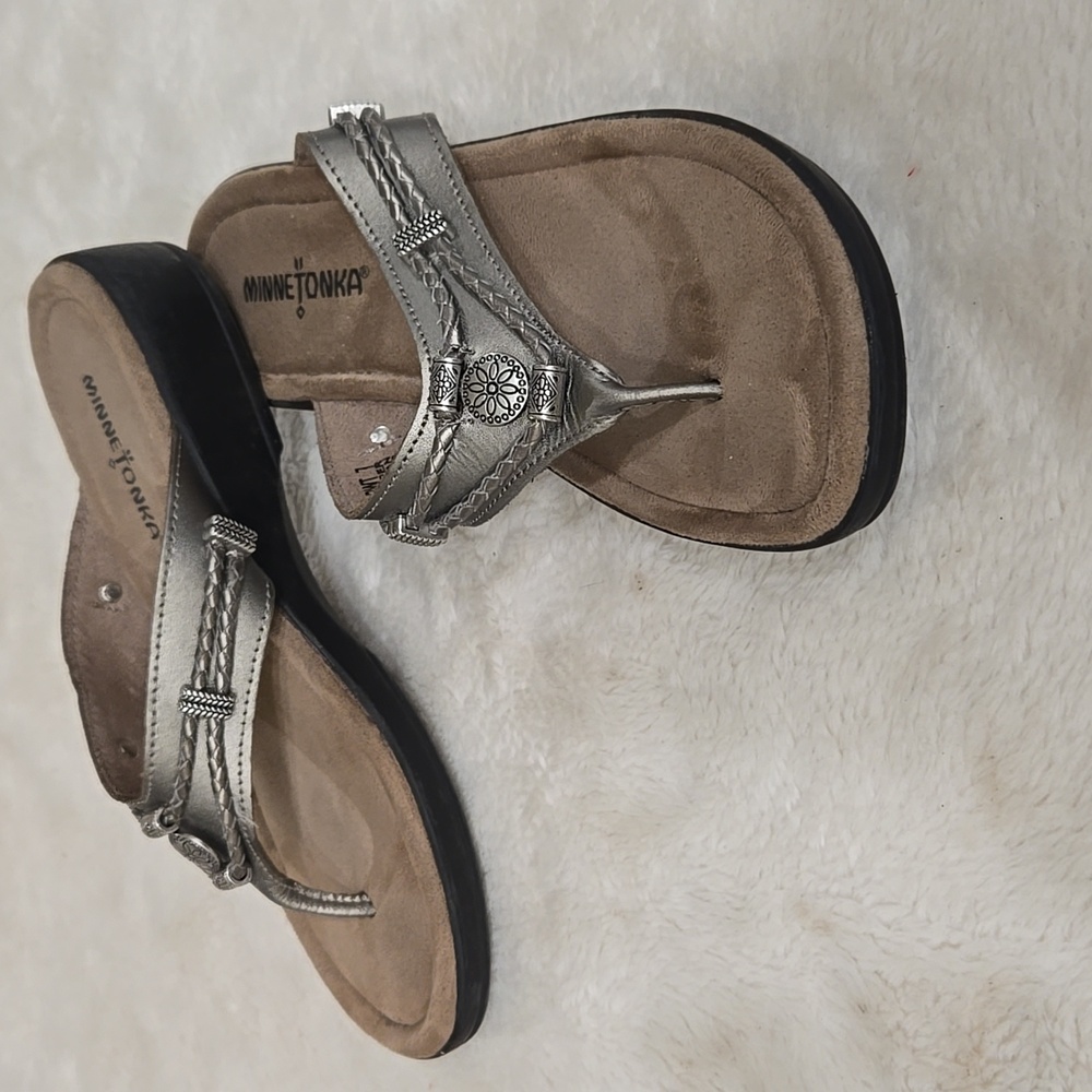 Minnetonka Women's Silver Sandals - Picture 2 of 10